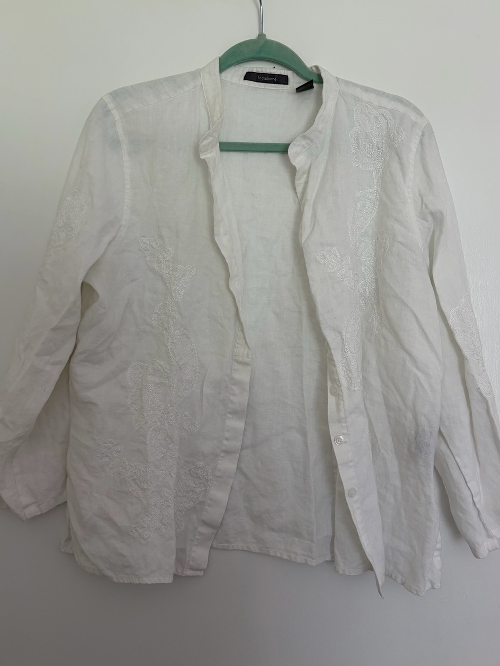 Liz Claiborne White Embroidered Button-Down Casual Shirt